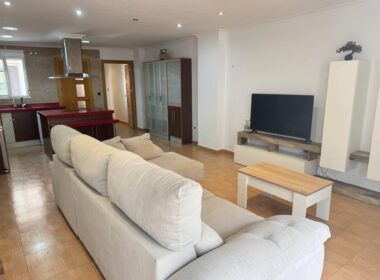 Апартаменты в Торревьехе 151 кв.м в 750 м от моря