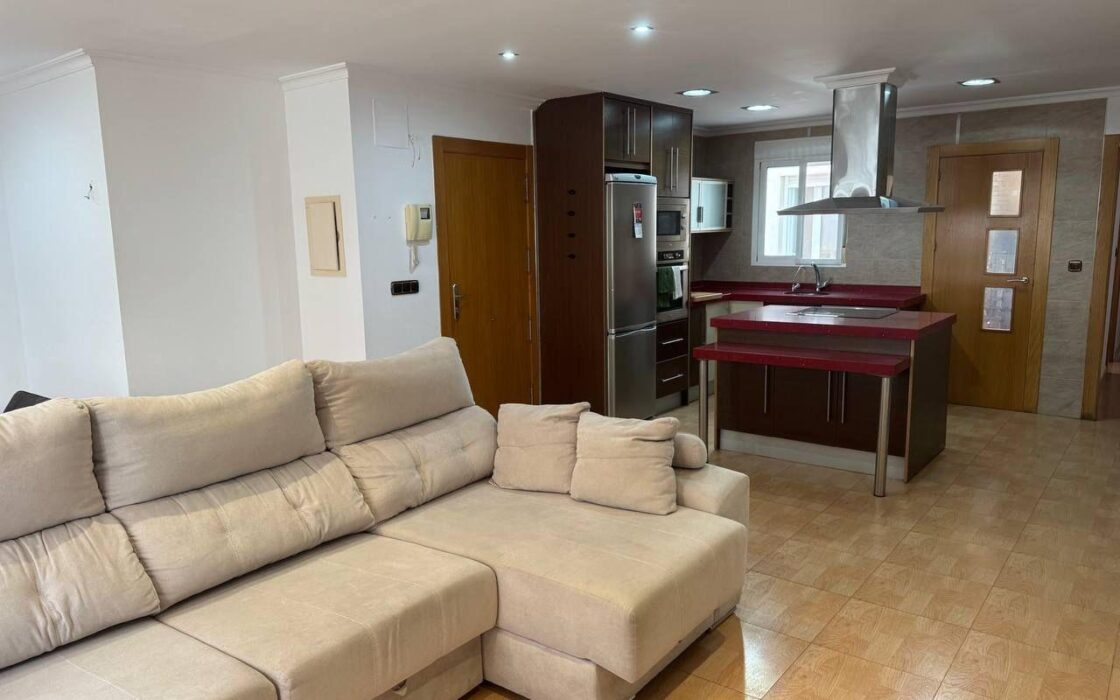 Апартаменты в Торревьехе 151 кв.м в 750 м от моря