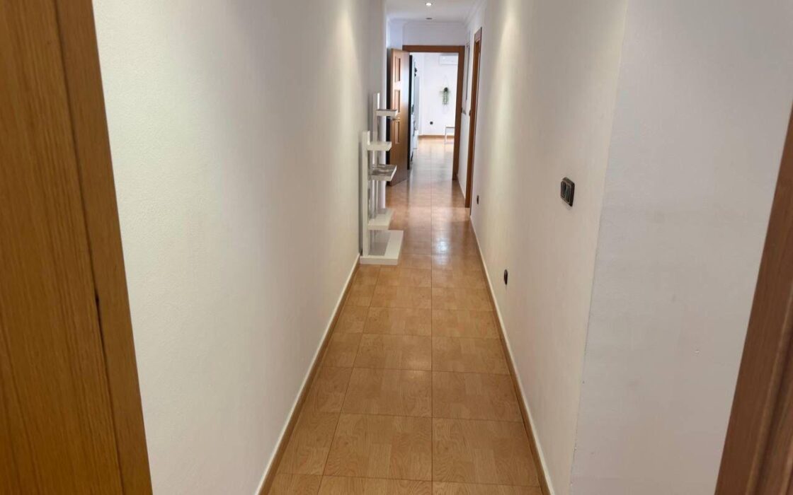 Апартаменты в Торревьехе 151 кв.м в 750 м от моря