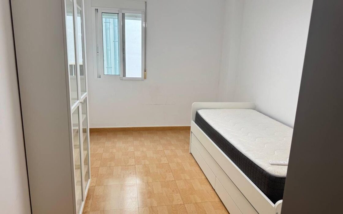 Апартаменты в Торревьехе 151 кв.м в 750 м от моря