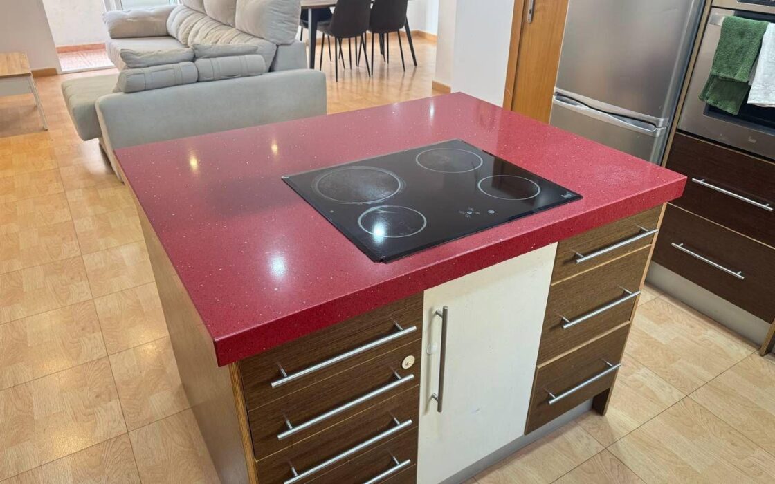 Апартаменты в Торревьехе 151 кв.м в 750 м от моря