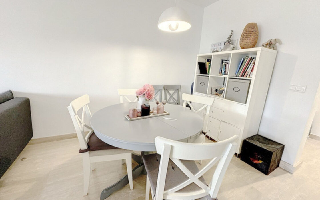 Дуплекс пентхаус с террасой в Эстепоне 170 кв.м