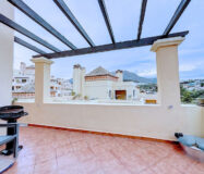 Дуплекс пентхаус с террасой в Эстепоне 170 кв.м