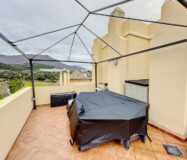 Дуплекс пентхаус с террасой в Эстепоне 170 кв.м