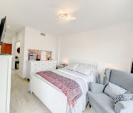 Дуплекс пентхаус с террасой в Эстепоне 170 кв.м