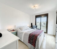 Дуплекс пентхаус с террасой в Эстепоне 170 кв.м