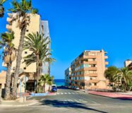 Будинок в Торрев’єсі 101 кв.м з видом на море та терасою