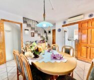 Будинок в Торрев’єсі 101 кв.м з видом на море та терасою