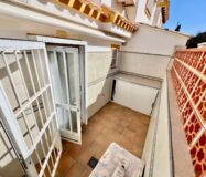 Будинок в Торрев’єсі 101 кв.м з видом на море та терасою