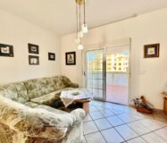 Будинок в Торрев’єсі 101 кв.м з видом на море та терасою