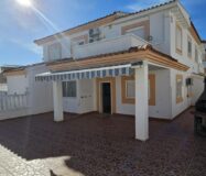 Дуплекс з терасою в Ориуэла Коста 4 спальні 275000€