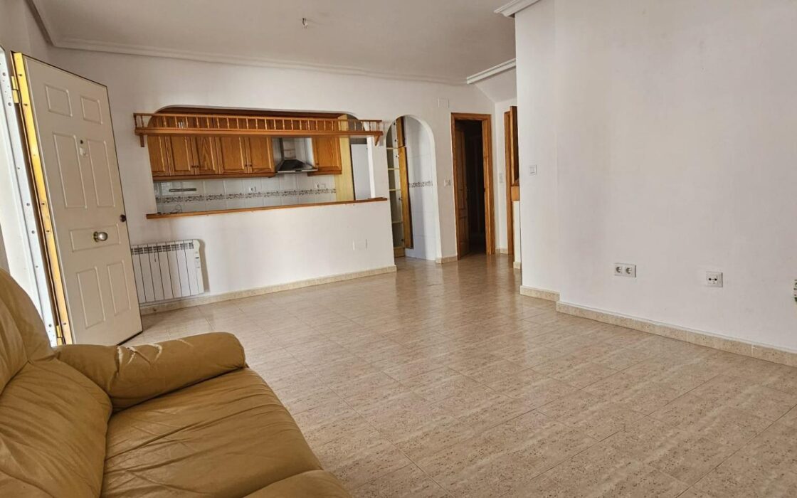 Дуплекс з терасою в Ориуэла Коста 4 спальні 275000€