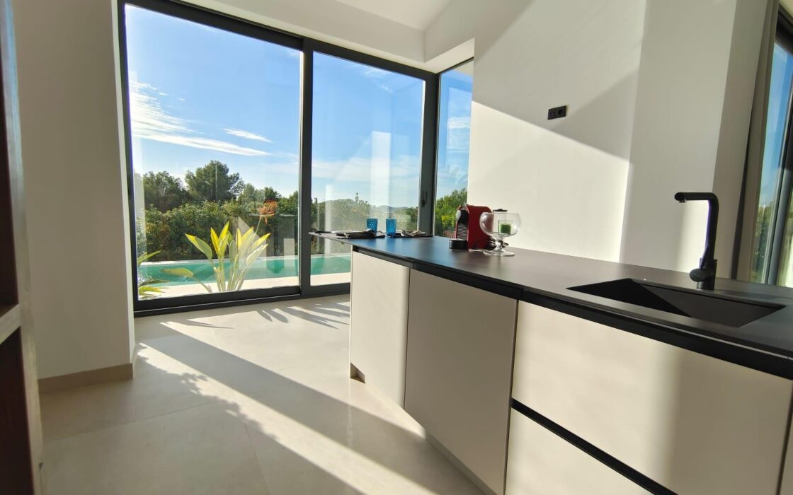 Дизайнерська вілла з видом на море в Фінестраті 197 кв.м