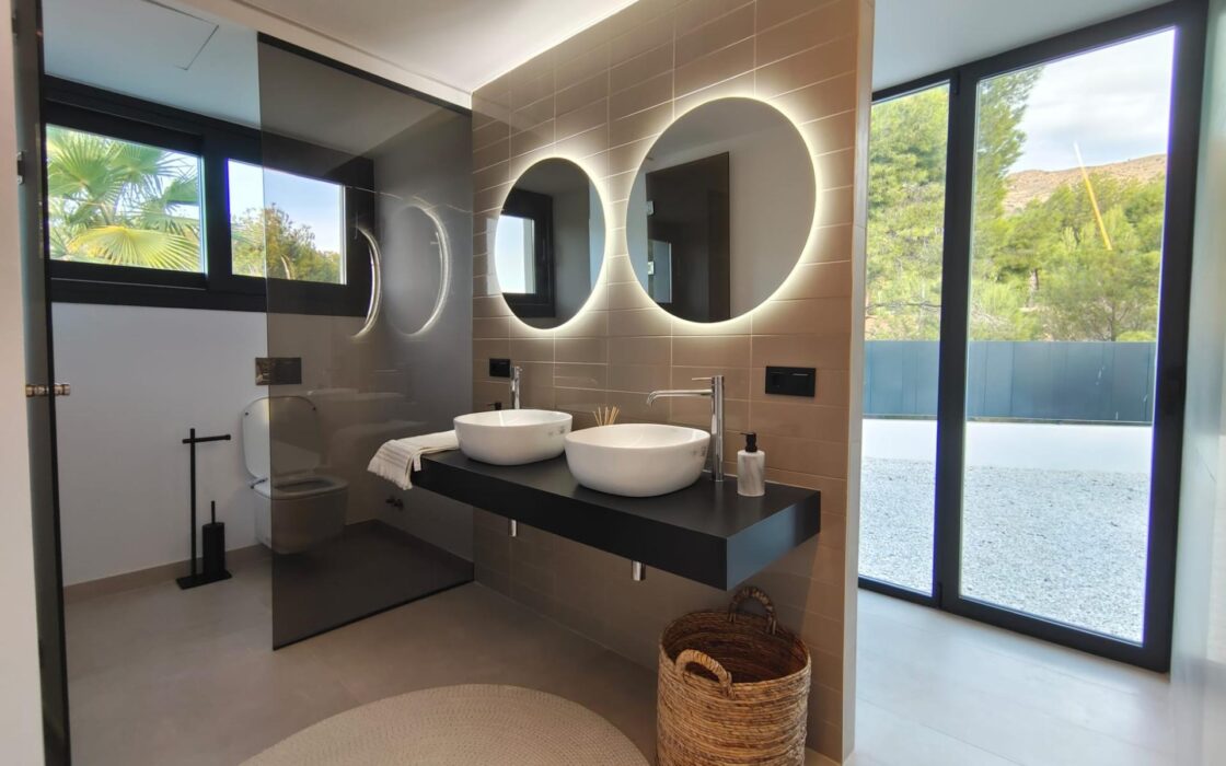 Дизайнерська вілла з видом на море в Фінестраті 197 кв.м