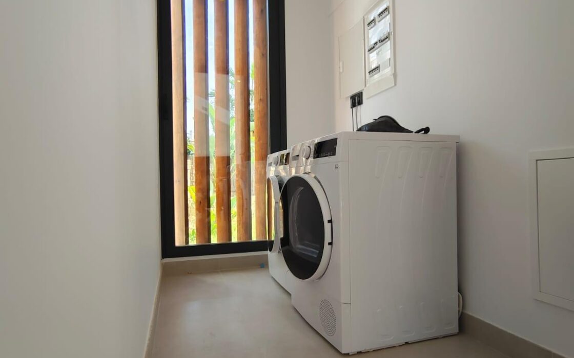 Дизайнерська вілла з видом на море в Фінестраті 197 кв.м