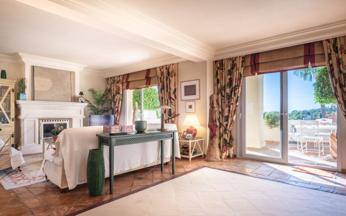 Уникальный Пентхаус с Террасой в Las Alamandas 201 кв.м