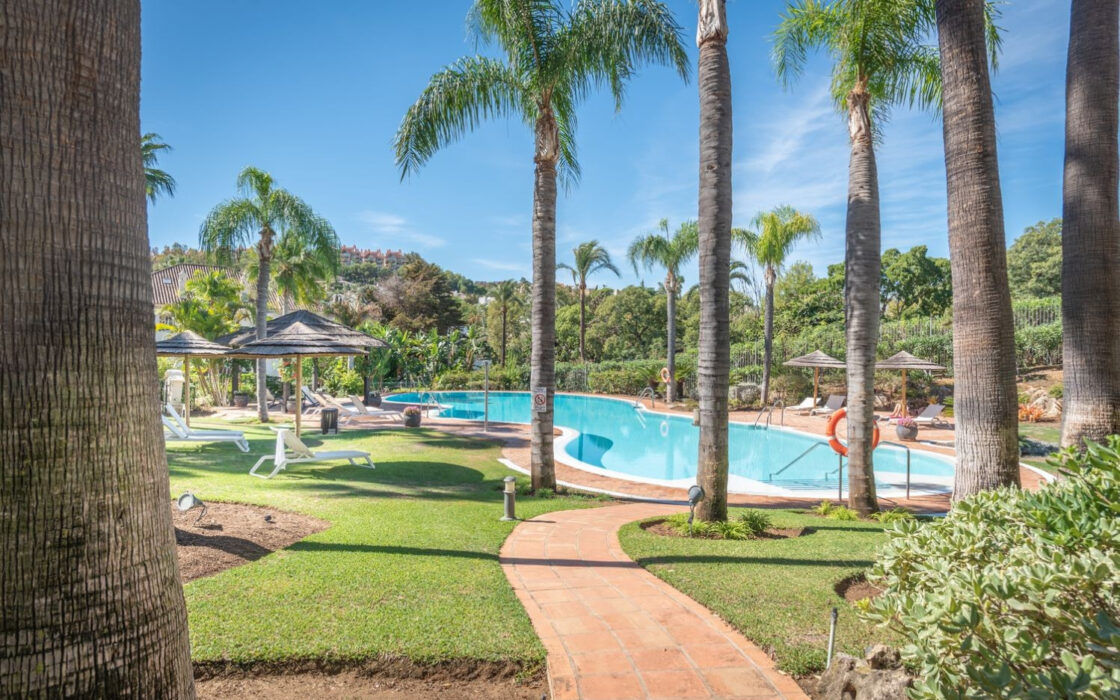 Уникальный Пентхаус с Террасой в Las Alamandas 201 кв.м