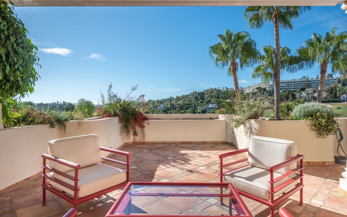 Уникальный Пентхаус с Террасой в Las Alamandas 201 кв.м