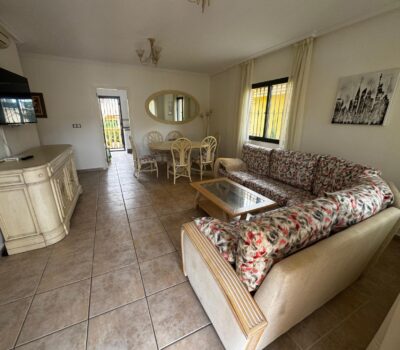 Вилла 223 кв.м в Ориуэла-Коста з басейном і терасою