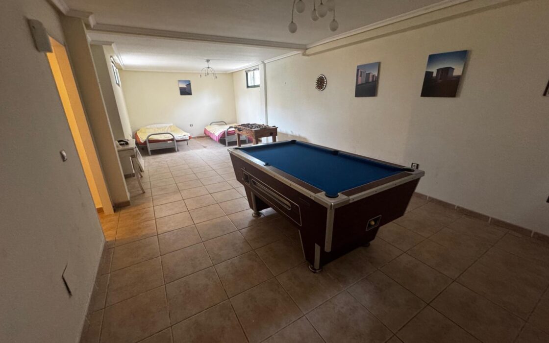 Вилла 223 кв.м в Ориуэла-Коста с бассейном и террасой