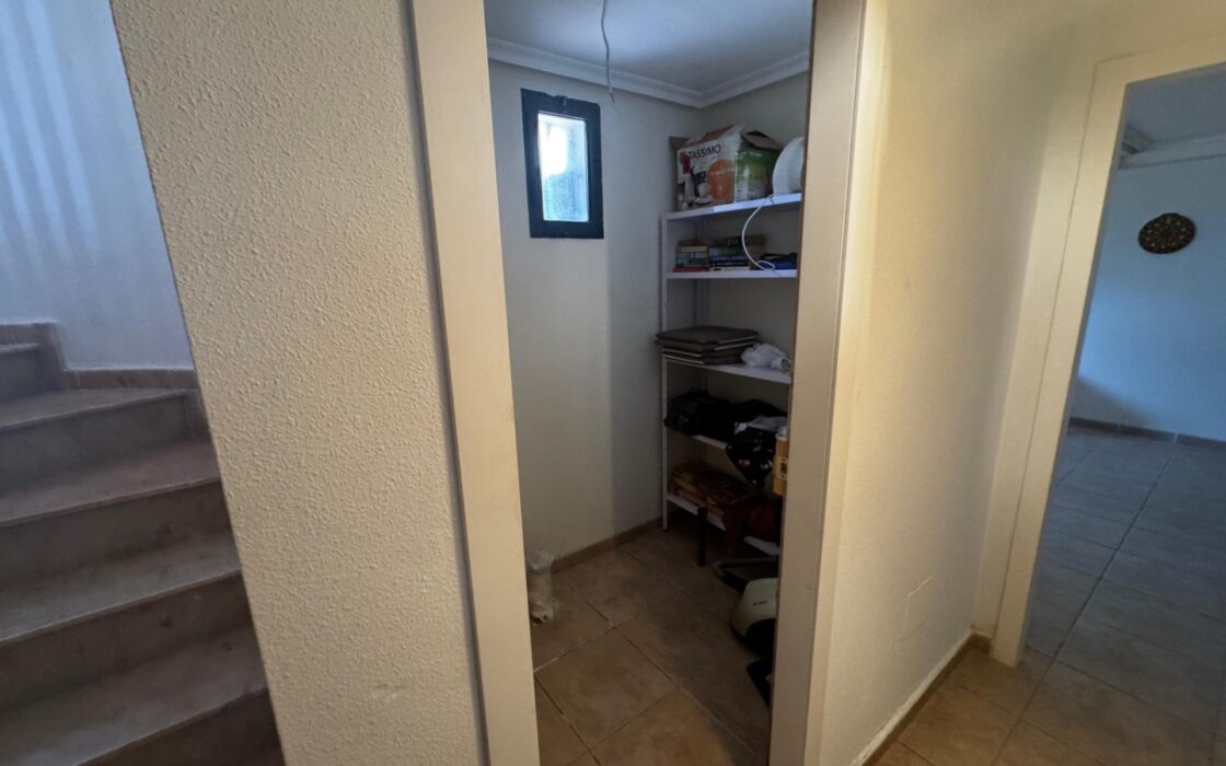 Вилла 223 кв.м в Ориуэла-Коста с бассейном и террасой