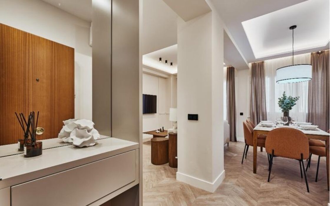 Апартаменты 141 кв.м в Мадриде с балконом и лифтом