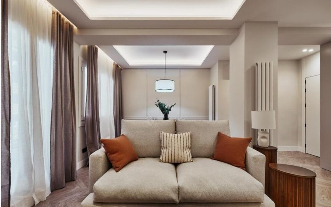 Апартаменты 141 кв.м в Мадриде с балконом и лифтом