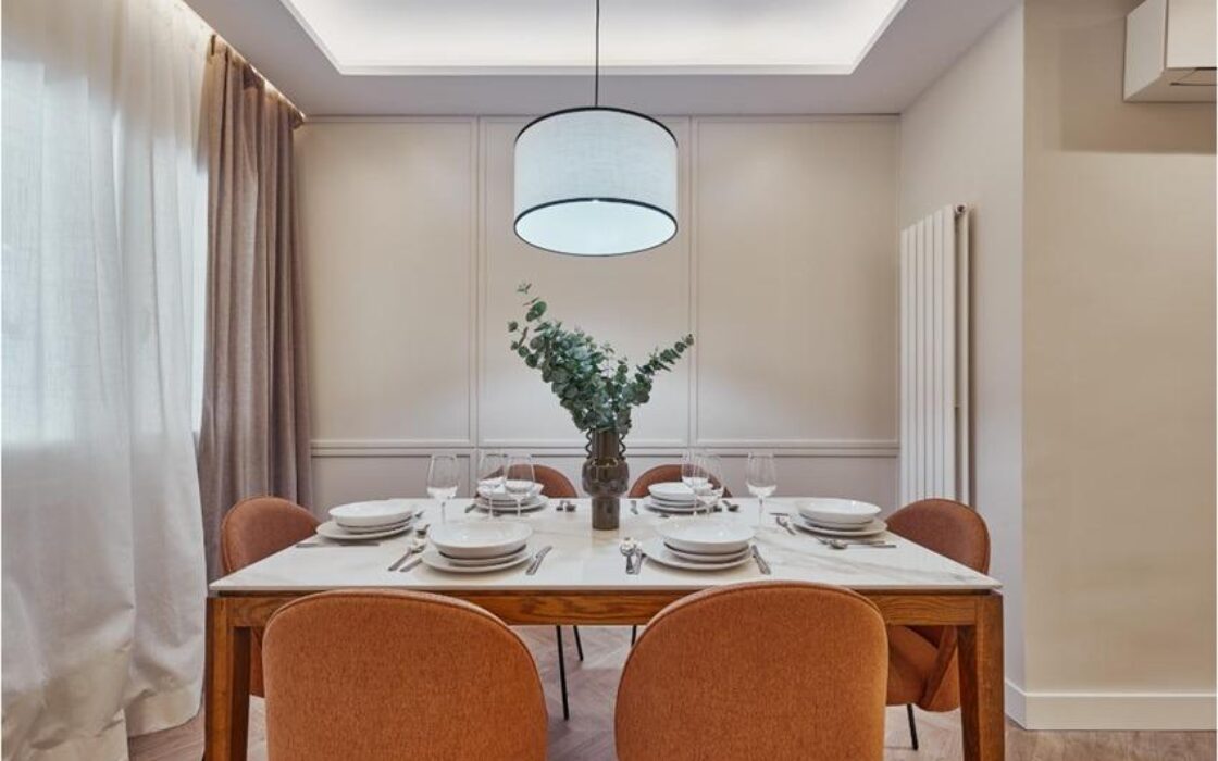 Апартаменты 141 кв.м в Мадриде с балконом и лифтом