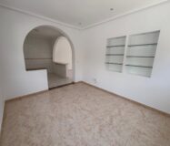 Вилла в Сьюдад Кесада 125 кв.м у моря с бассейном