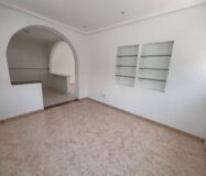 Вилла в Сьюдад Кесада 125 кв.м у моря с бассейном