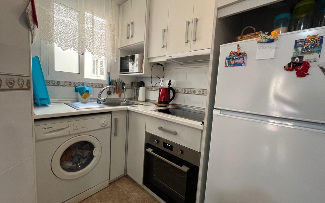 Апартаменты у моря в Торревьехе, 54 кв.м, 3 комнаты