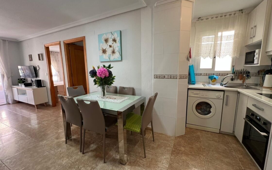 Апартаменты у моря в Торревьехе, 54 кв.м, 3 комнаты