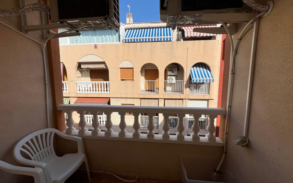 Апартаменты у моря в Торревьехе, 54 кв.м, 3 комнаты