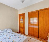 Вилла в Торревьехе 212 кв.м у моря с частным бассейном