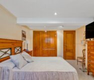 Вилла в Торревьехе 212 кв.м у моря с частным бассейном