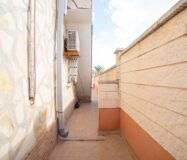 Вилла в Ориуэла Коста 79 кв.м, 4 спальни, 2.5 км до моря