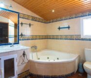 Вилла в Ориуэла Коста 79 кв.м, 4 спальни, 2.5 км до моря