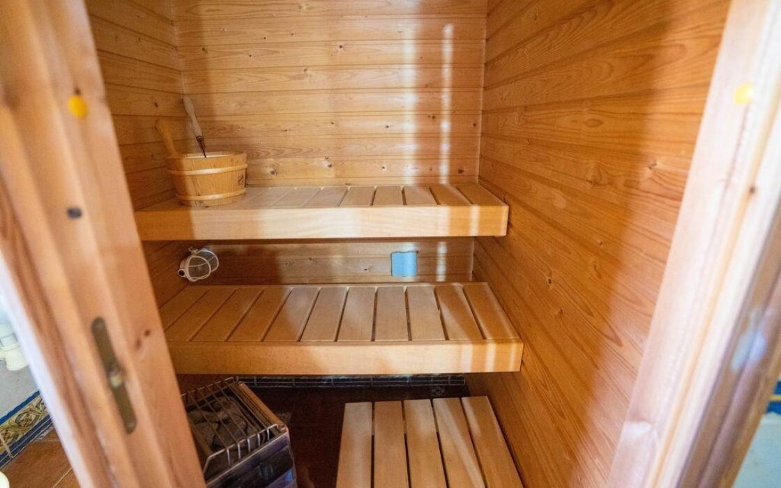 Вилла в Ориуэла Коста 79 кв.м, 4 спальни, 2.5 км до моря