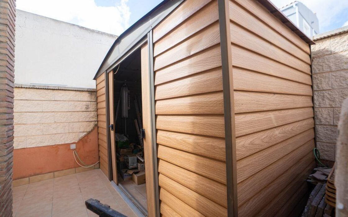 Вилла в Ориуэла Коста 79 кв.м, 4 спальни, 2.5 км до моря