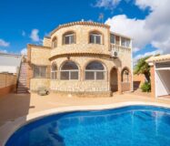 Вилла в Ориуэла Коста 79 кв.м, 4 спальни, 2.5 км до моря