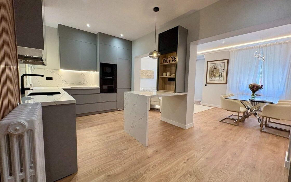 Апартаменты 111 кв.м в Madrid, 3 комнаты, лифт