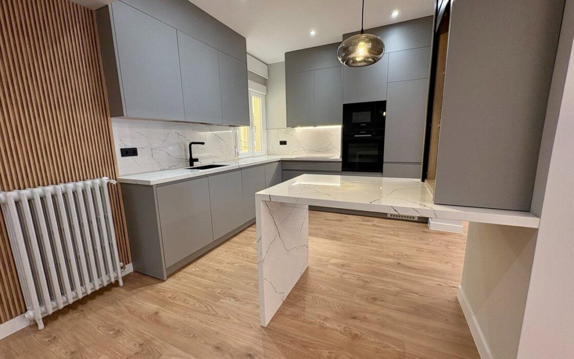 Апартаменты 111 кв.м в Madrid, 3 комнаты, лифт