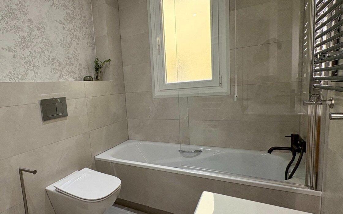 Апартаменты 111 кв.м в Madrid, 3 комнаты, лифт