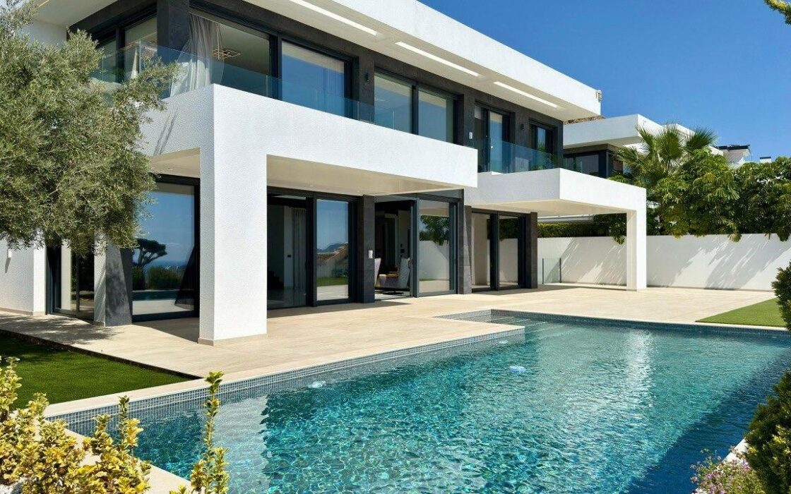 Розкішна вілла в Фенистрата 998 кв.м з панорамним видом