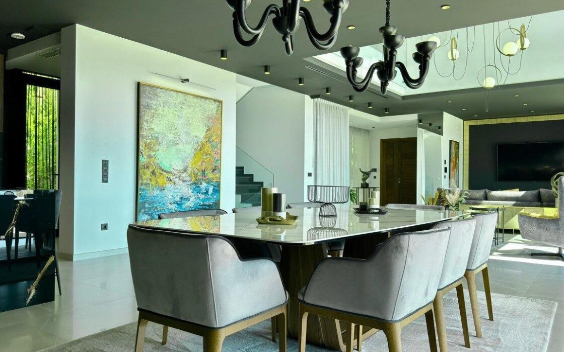 Розкішна вілла в Фенистрата 998 кв.м з панорамним видом