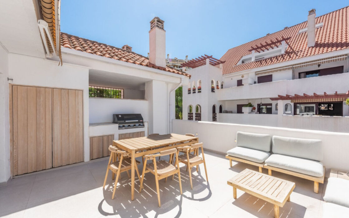 Двухуровневый пентхаус в Малаге 85 кв.м с террасой