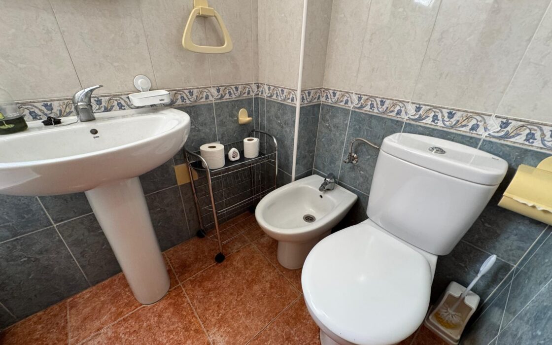 Апартаменты у пляжа Дэль Кура, 55 кв.м, 2 спальни, бассейн