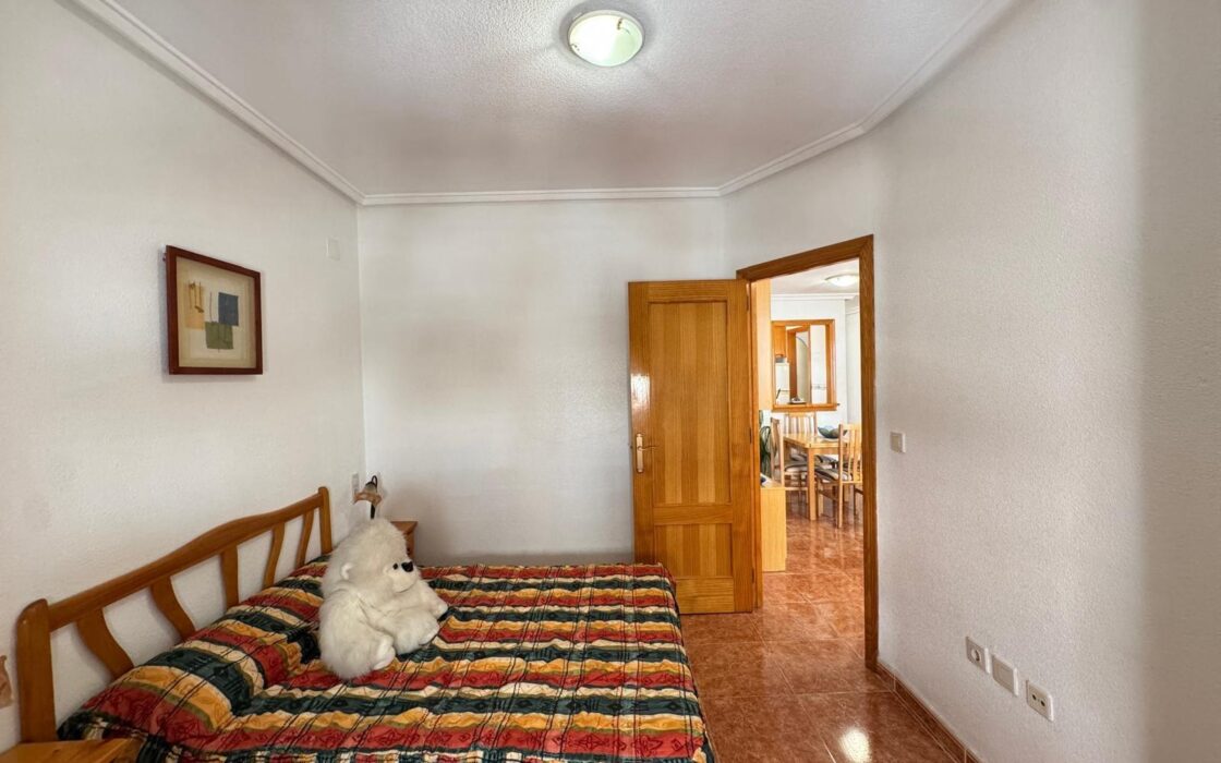 Апартаменты у пляжа Дэль Кура, 55 кв.м, 2 спальни, бассейн