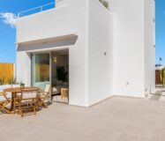 Вілла в Лос-Алькасарес, 4 кімнати, 1 км до моря