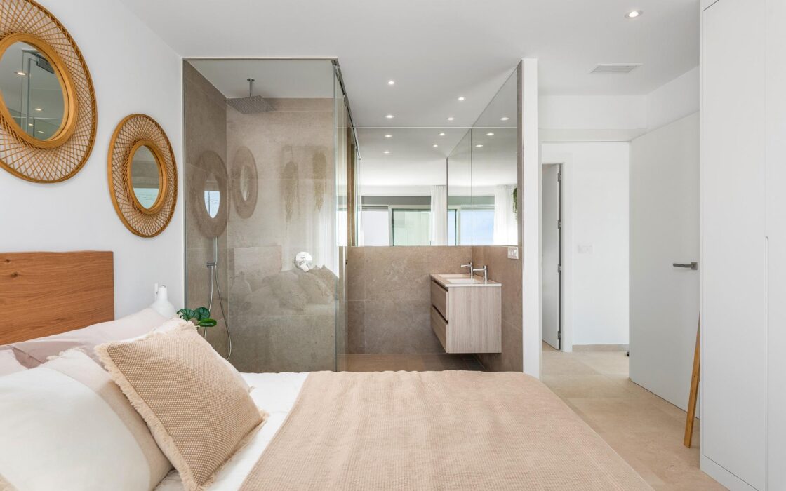 Вілла в Лос-Алькасарес, 4 кімнати, 1 км до моря